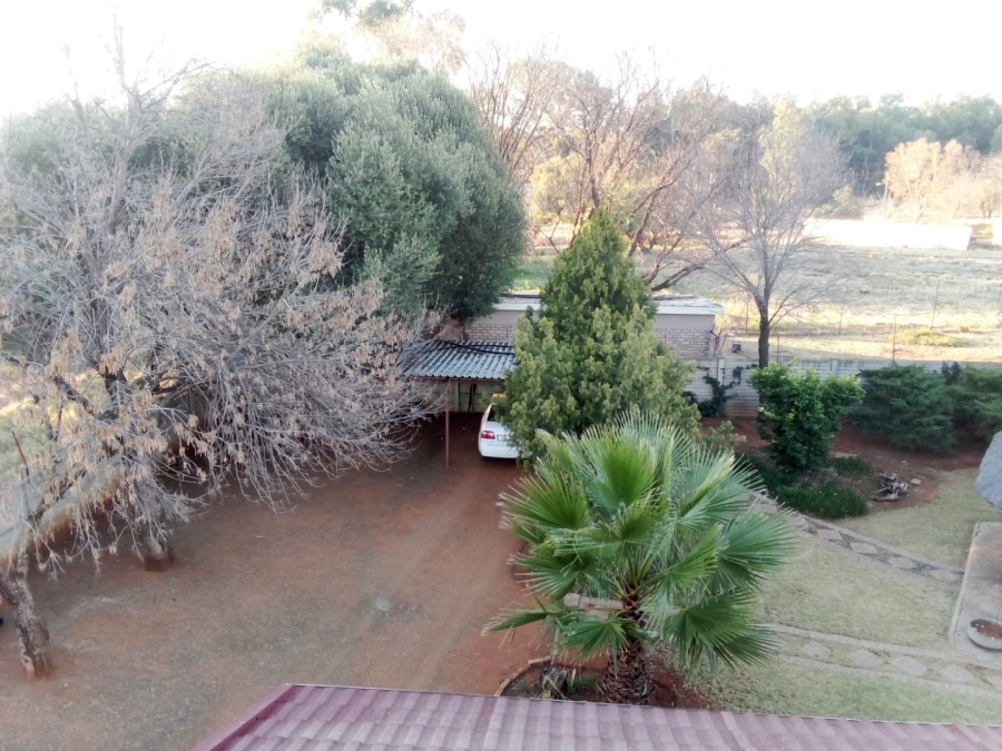 4 Bedroom Property for Sale in Petrusburg Free State
